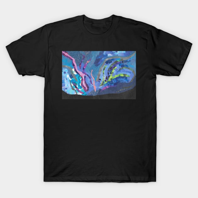 Northern Lights on an Alaskan night T-Shirt by cajunhusker